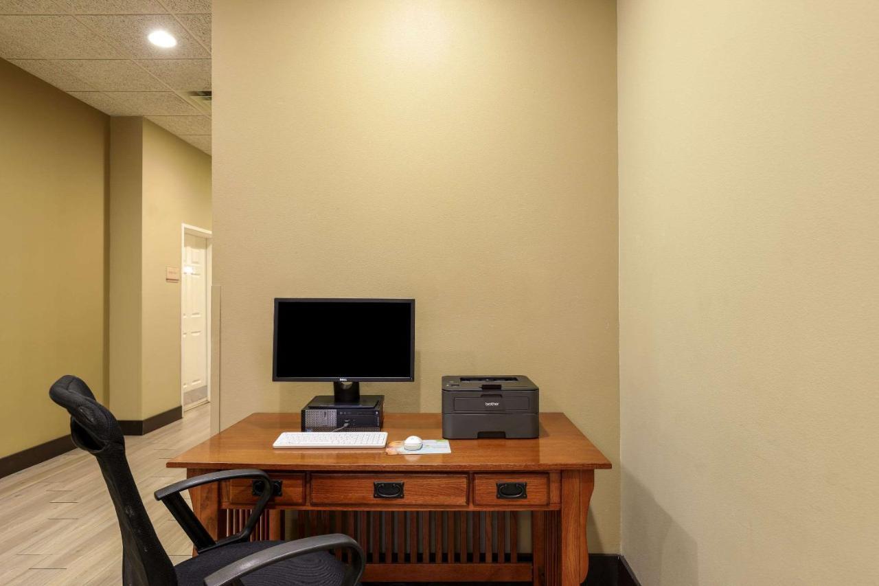 Mainstay Suites Fitchburg - Madison Eksteriør bilde